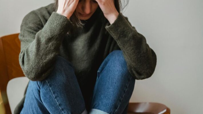 無手機焦慮症是什麼？心理學家教你擺脫科技成癮與焦慮
